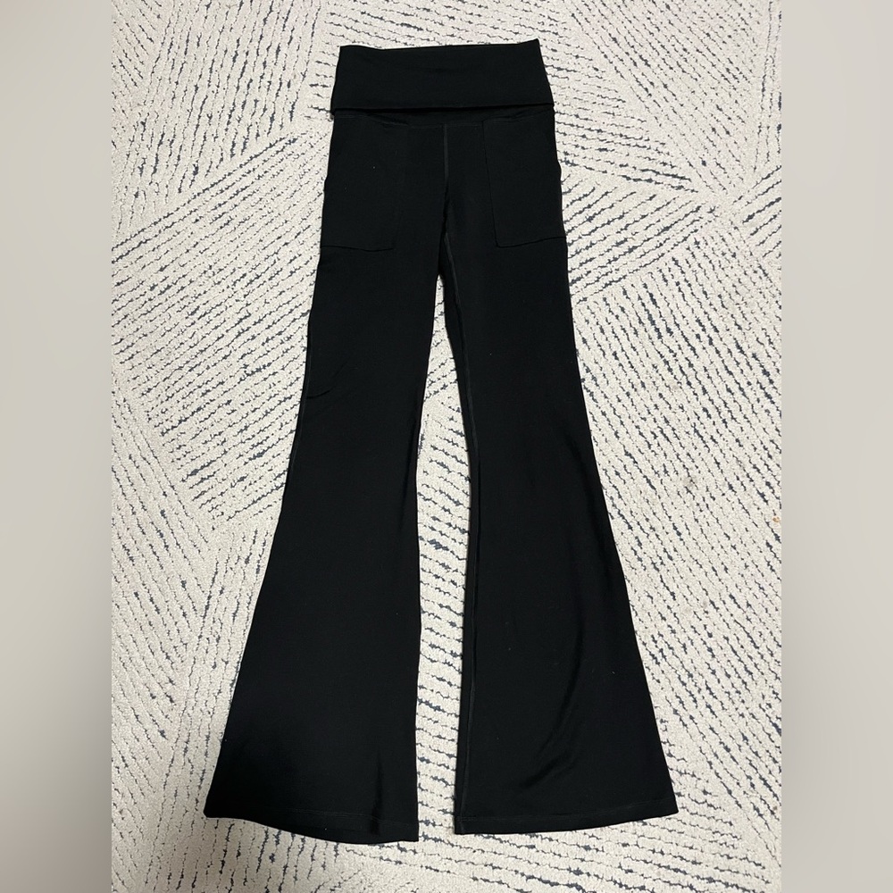 Offline by Aerie The Hugger High Wasted Foldover Flare Legging